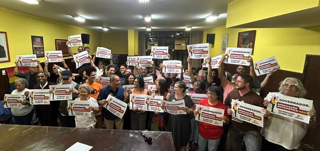 Plenária dos movimentos sociais na ABI lança manifesto contra a aprovação automática