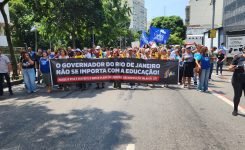 Rede estadual parou hoje (18/3) para participar do protesto conjunto dos servidores estaduais no Palácio Guanabara