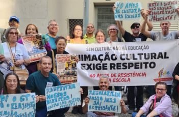 Animadores Culturais protestam na ALERJ e visitam gabinetes de deputados